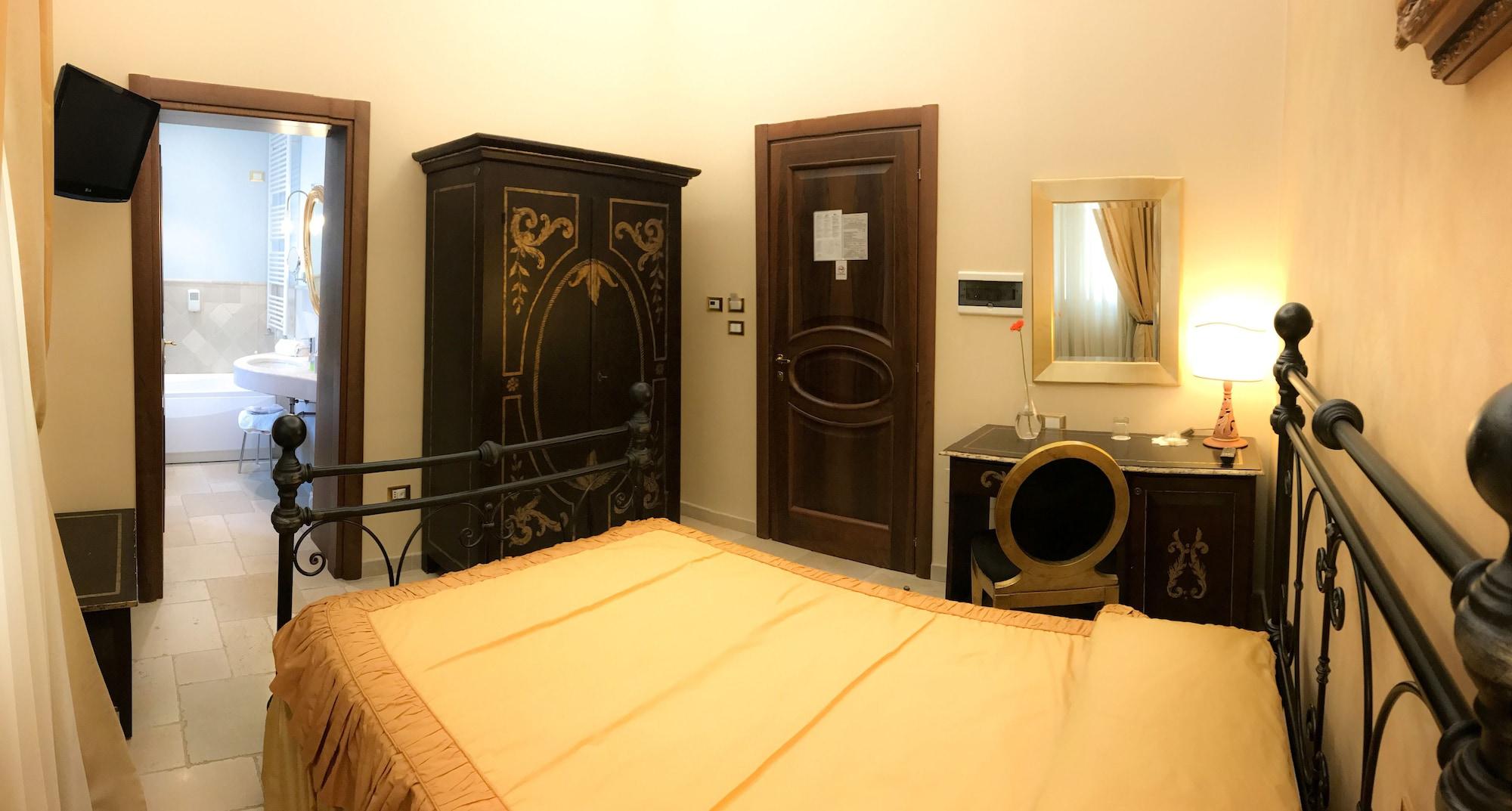 Kelina Charme Hotel By Cantine Due Palme Cellino San Marco Exterior photo