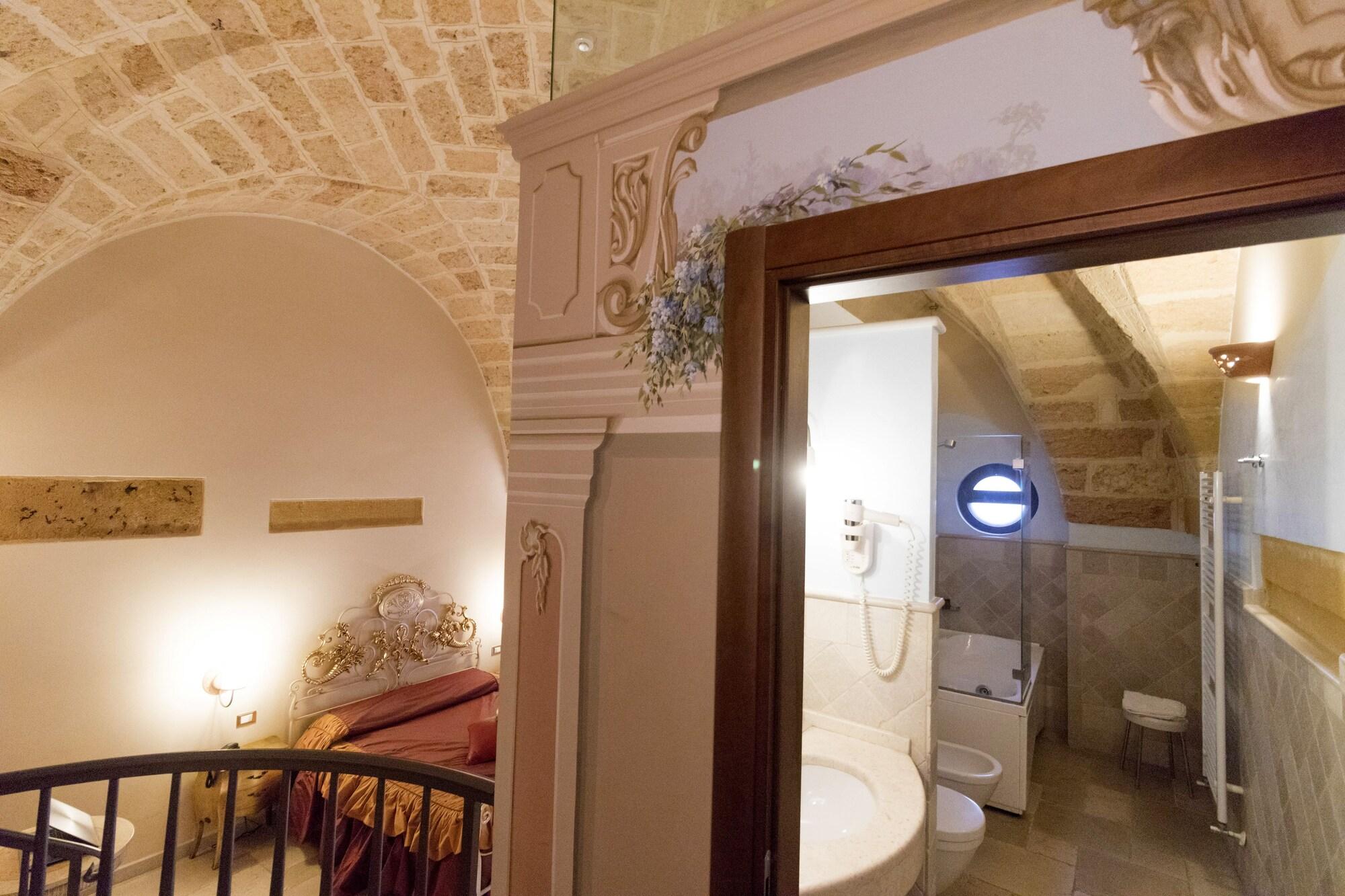 Kelina Charme Hotel By Cantine Due Palme Cellino San Marco Exterior photo